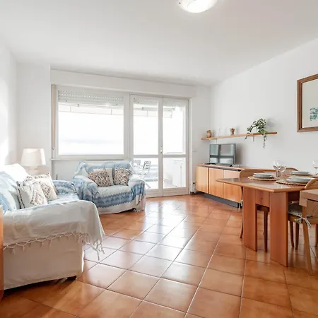 شقة H11 Buganvillea Vista Mare - Piscina - Tennis سانريمو
